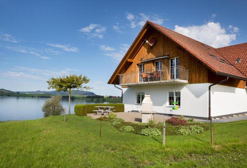 شقة غرفة واحدة ذات إطلالة, B&b Ferienhof Am See