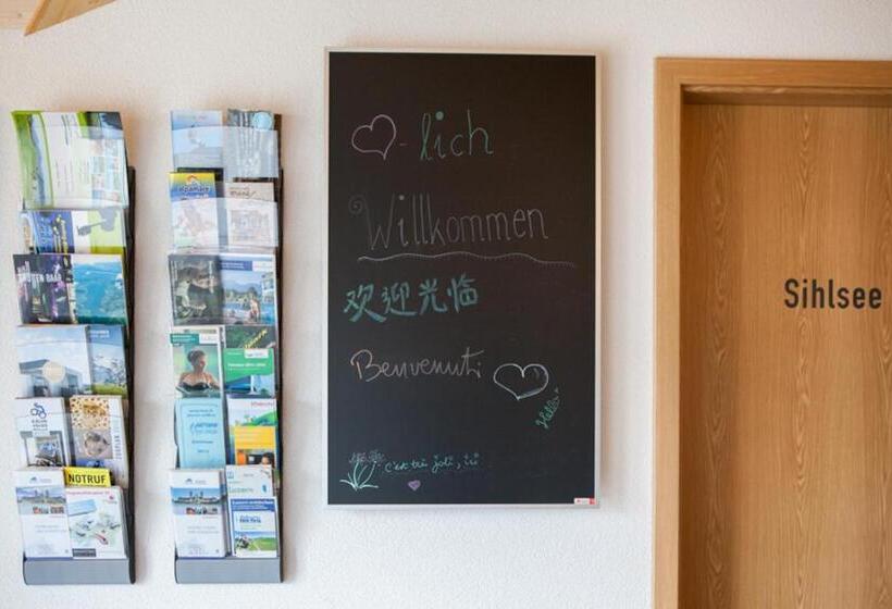 شقة غرفة واحدة ذات إطلالة, B&b Ferienhof Am See