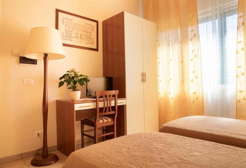 スタンダードルーム, Al Frantoio Maddii Levane Bed And Breakfast