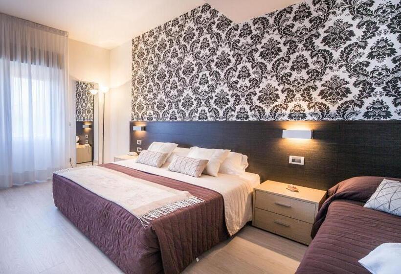 חדר סטנדרט לשלושה, Jo