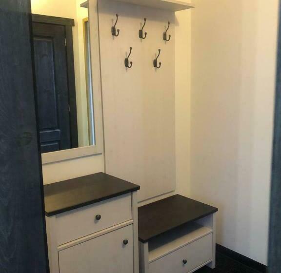 Номер Стандарт, Knyazhyi Dvir