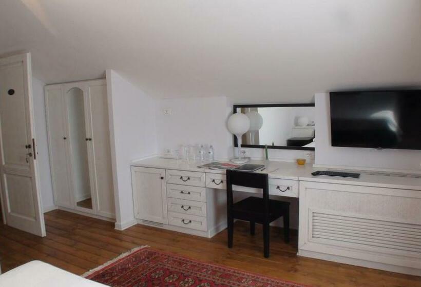 标准间, Locanda Colle Cerqueto