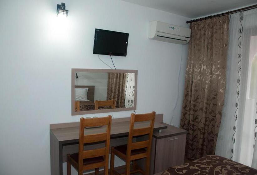 חדר סטנדרט, Popasul Iancului