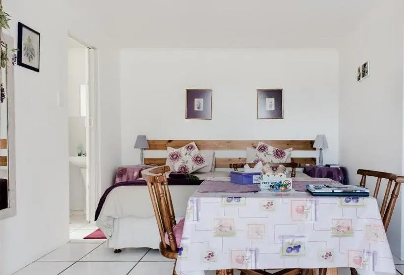 １ベッドルームアパートメント, At Whale Phin Guest House