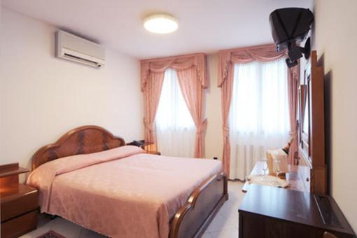 חדר סטנדרט, Stella D'oro