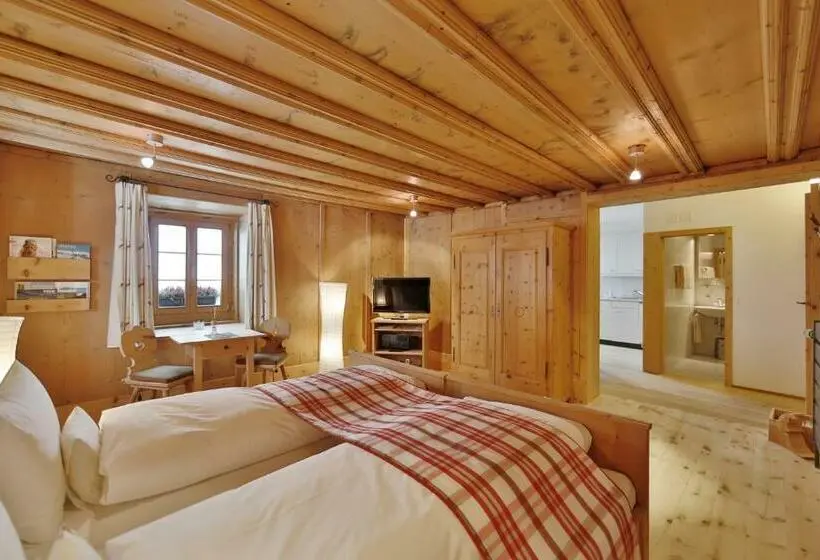 ファミリールーム, Relais & Châteaux In Lain Hotel Cadonau