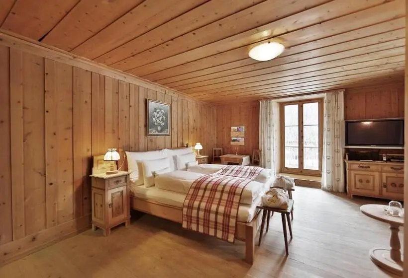ファミリールーム, Relais & Châteaux In Lain Hotel Cadonau