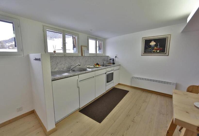 חדר משפחתי קלאסי, Relais & Châteaux In Lain Hotel Cadonau