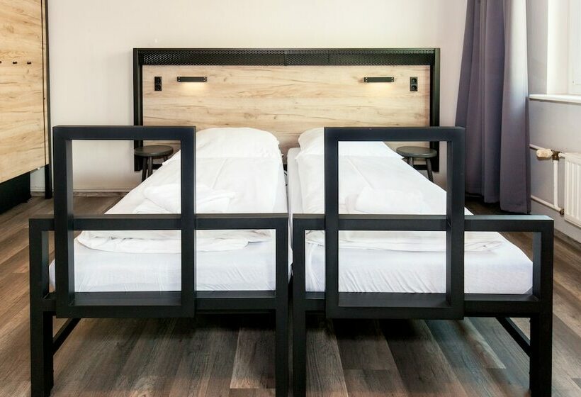 اتاق استاندارد یک نفره, a&o Berlin Mitte