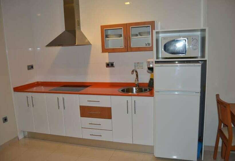 带露台的标准工作室, Aparthotel Bahía