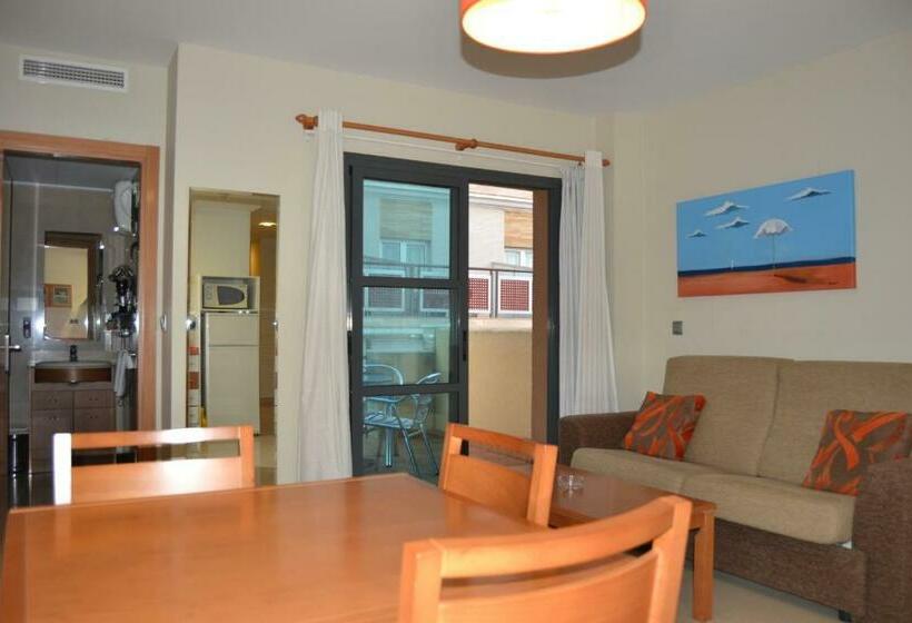 带1个卧室的带阳台的公寓, Aparthotel Bahía