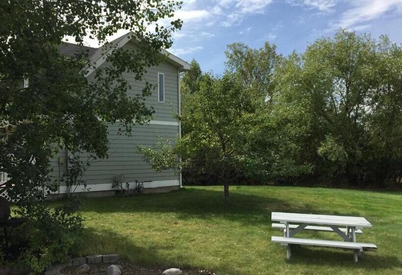 سوئیت با تخت بزرگ, Fox Hollow Inn