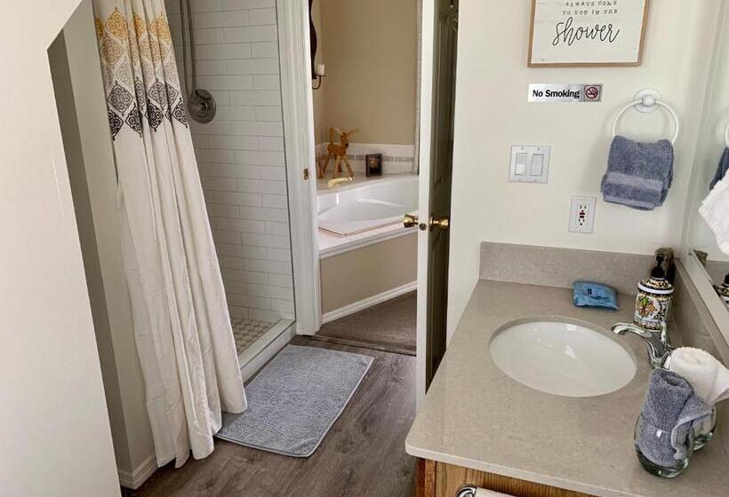 سوییت, Fox Hollow Inn