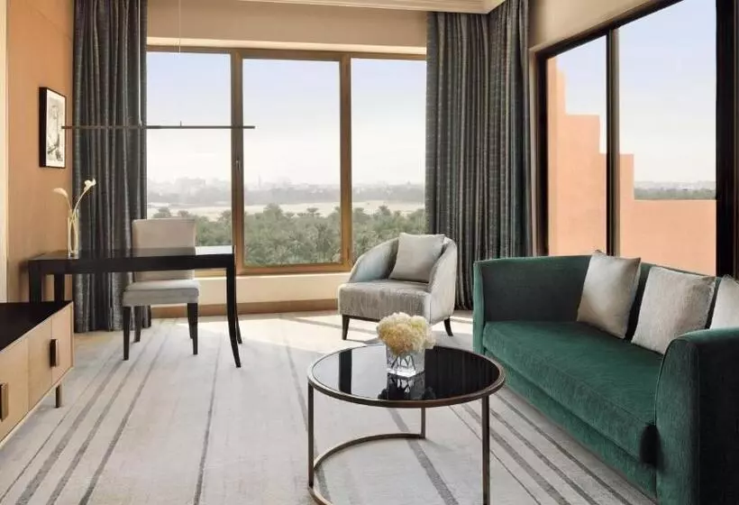 سوئیت جونیور با تخت بزرگ, Al Ahsa Intercontinental, An Ihg