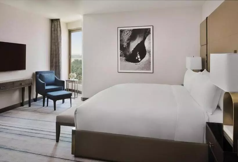 سوئیت جونیور با تخت بزرگ, Al Ahsa Intercontinental, An Ihg