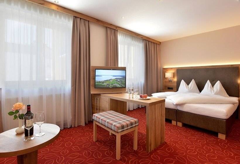 Номер Superior, Andreas Hofer