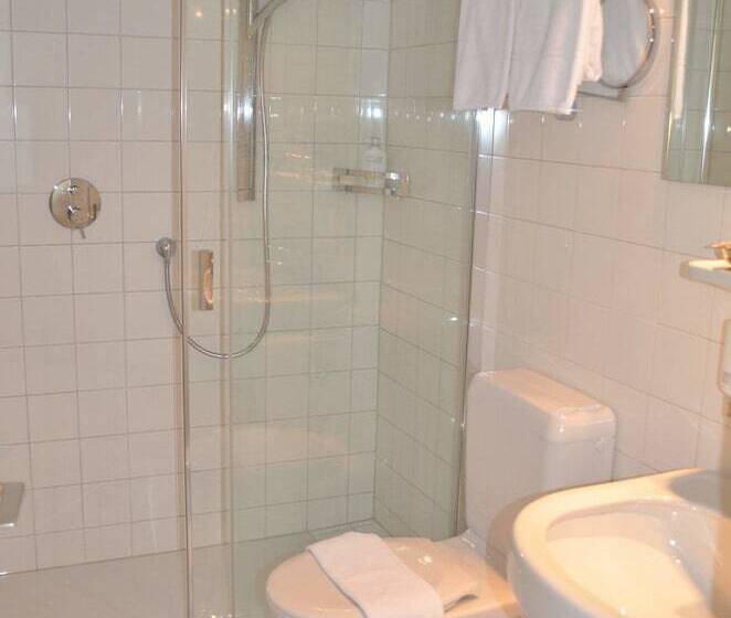 Номер Стандарт, Andreas Hofer