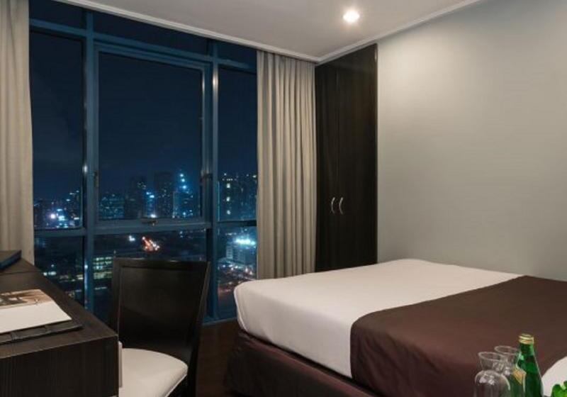 سوئیت 2 خوابه, Astoria Plaza