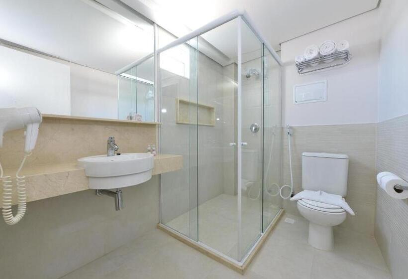 带海景的高档三人间, Beira Mar