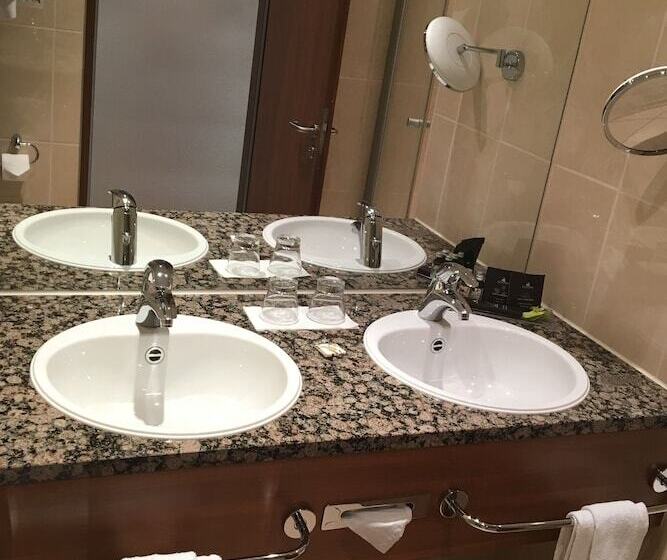 Номер Комфорт, Dorint Hotel Am Dom Erfurt