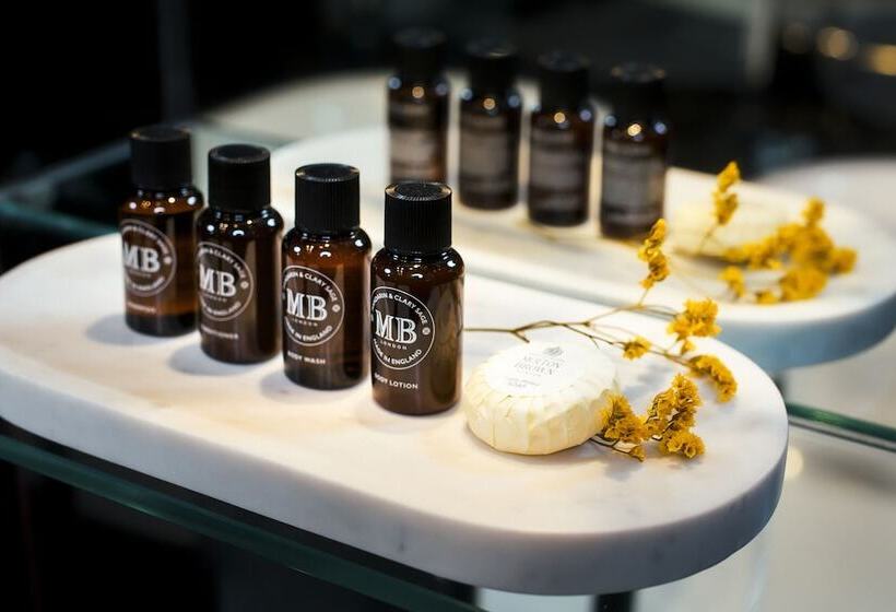 اتاق لوکس, Golden Sands Boutique Hotel Dubai Creek