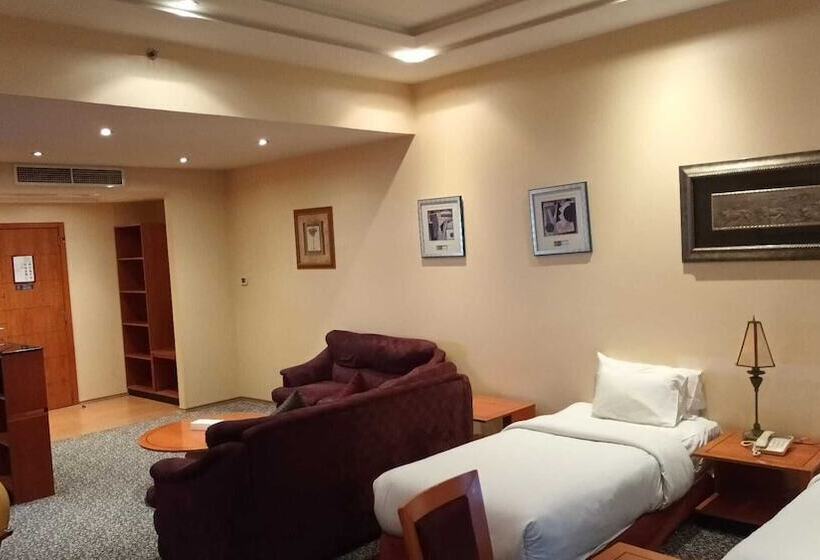 جناح, Gulf Court