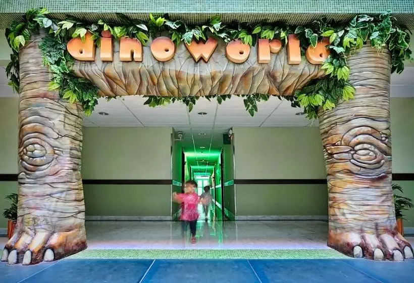 اتاق استاندارد, Holiday World Riwo, Affiliated by Meliá