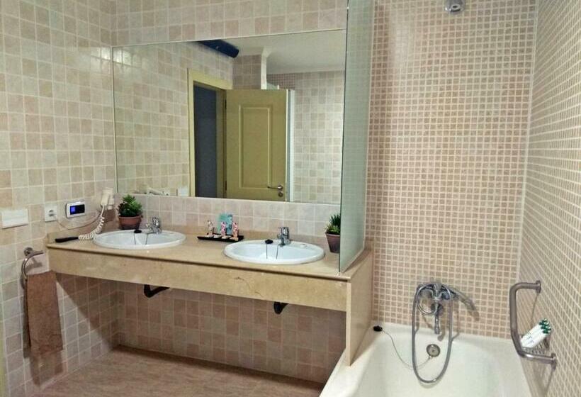 Люкс с Террасой, Holiday World Riwo