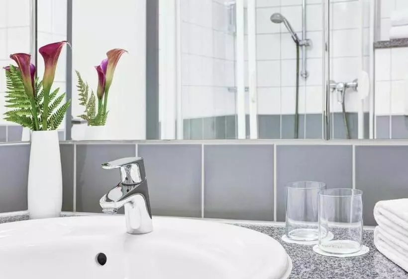 スタンダードシングルルーム, Intercityhotel Hamburg Hauptbahnhof
