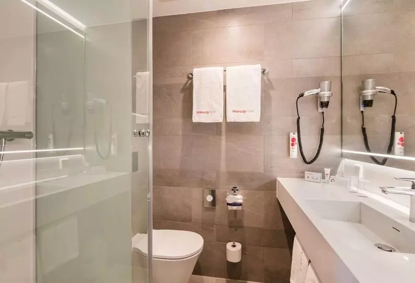 スタンダードルーム, Intercityhotel Hamburg Hauptbahnhof