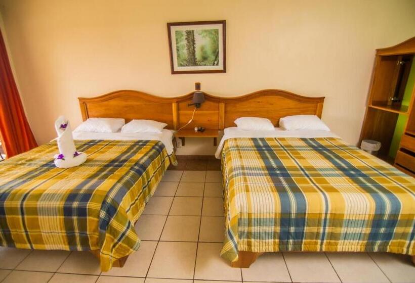 غرفه قياسيه سريرين مزدوجين, Lavas Tacotal