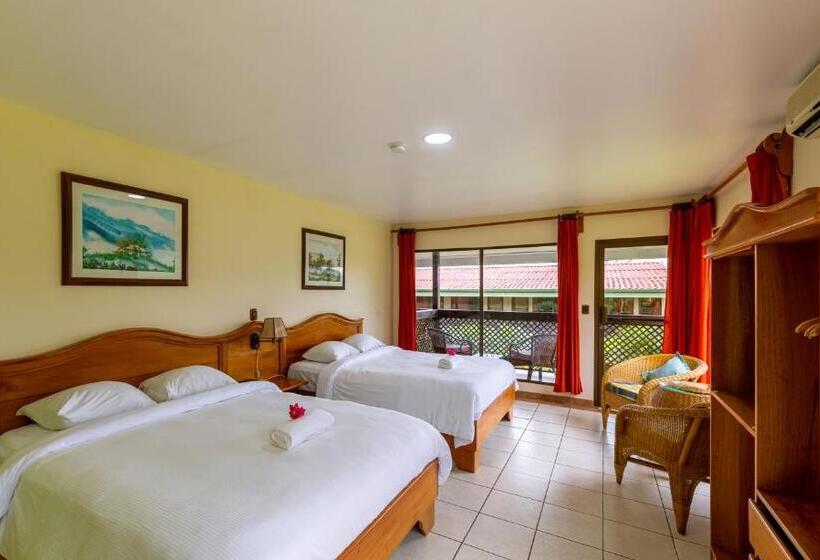 غرفه قياسيه سريرين مزدوجين, Lavas Tacotal