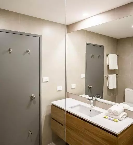 اتاق سوپریور با تخت بزرگ, Littomore Hotel On Stewart, Bathurst