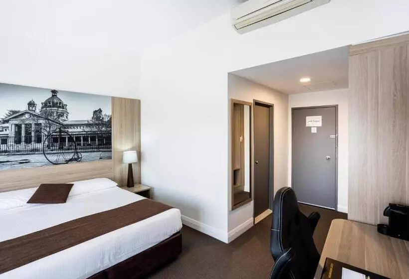 اتاق سوپریور با تخت بزرگ, Littomore Hotel On Stewart, Bathurst
