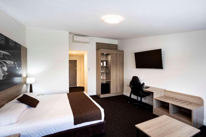 Deluxe Suite King Bed, Littomore Hotel On Stewart, Bathurst