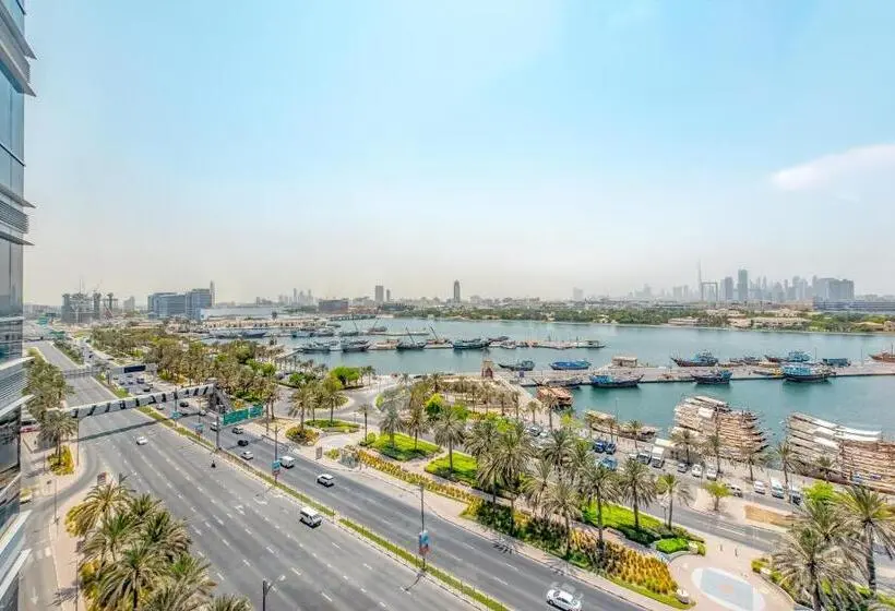 اتاق اجرایی با تخت بزرگ, Mövenpick Dubai Creek