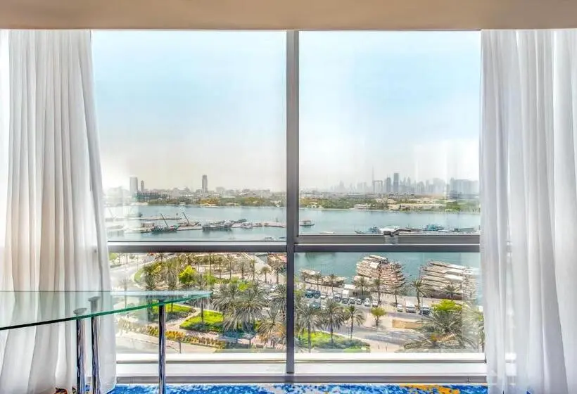 اتاق اجرایی با تخت بزرگ, Mövenpick Dubai Creek