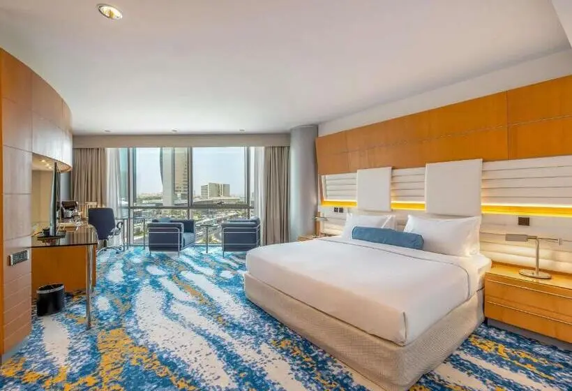 اتاق لوکس با تخت بزرگ, Mövenpick Dubai Creek