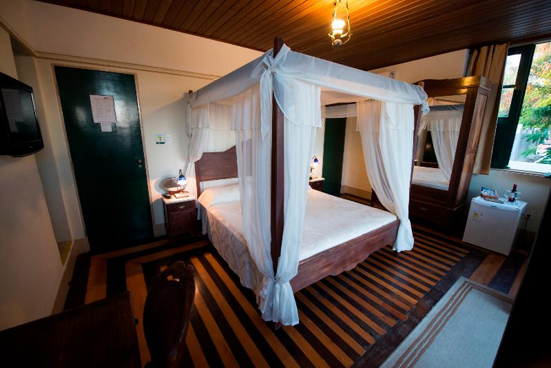 带阳台套房, Pousada Dos Quatro Cantos