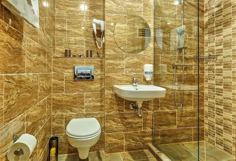 اتاق استاندارد, Regina
