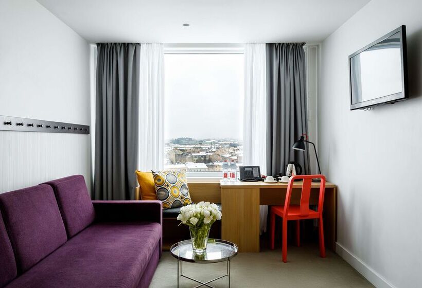 ジュニアスイート, Azimut Hotel St Petersburg