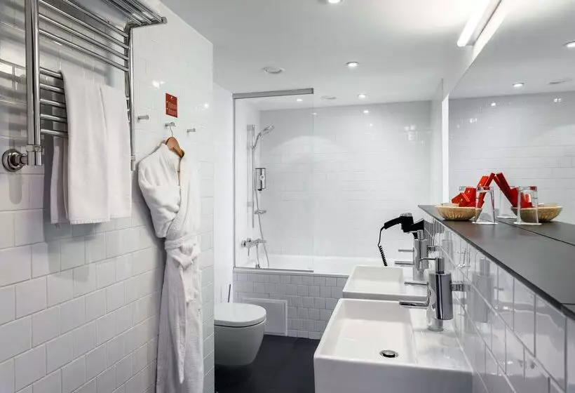 ジュニアスイート, Azimut Hotel St Petersburg