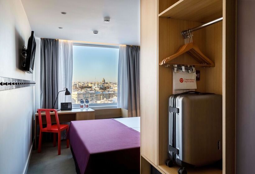スタンダードルーム, Azimut Hotel St Petersburg