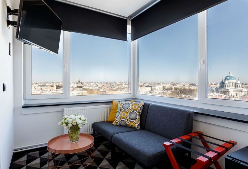 اتاق خانوادگی, Azimut Hotel St Petersburg