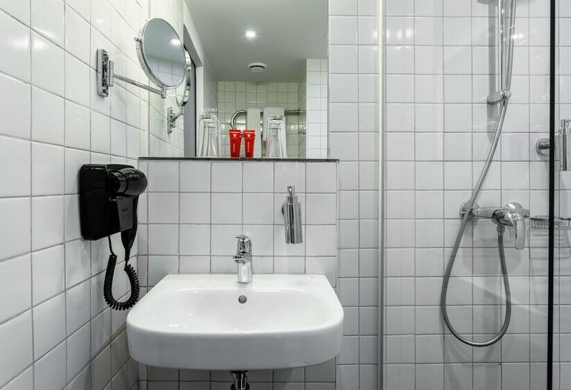 スタンダードシングルルーム, Azimut Hotel St Petersburg