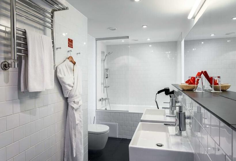 ジュニアスイート, Azimut Hotel St Petersburg