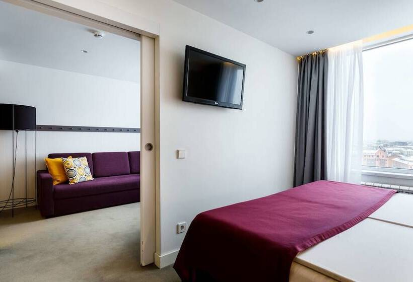 ジュニアスイート, Azimut Hotel St Petersburg