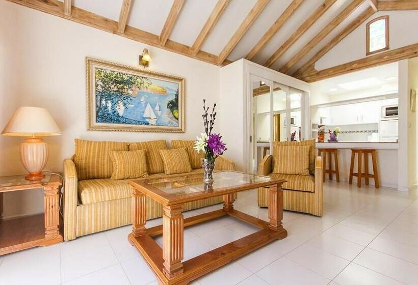Апартаменты Superior 1 Спальня, Sands Beach Resort