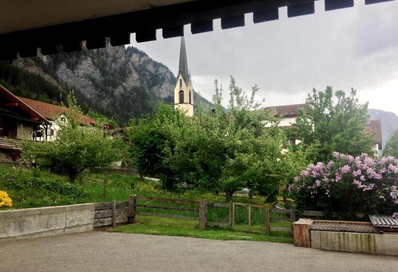 غرفة إقتصادية, Landhus Almens