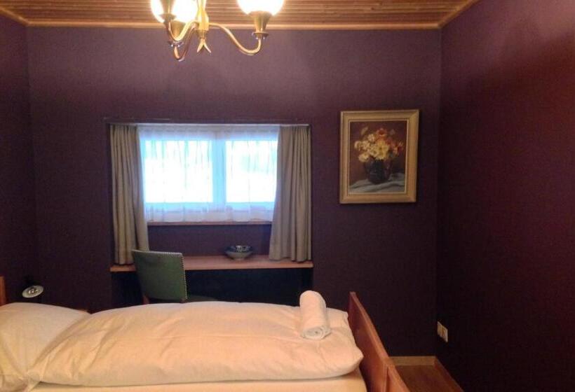 غرفة إقتصادية, Landhus Almens